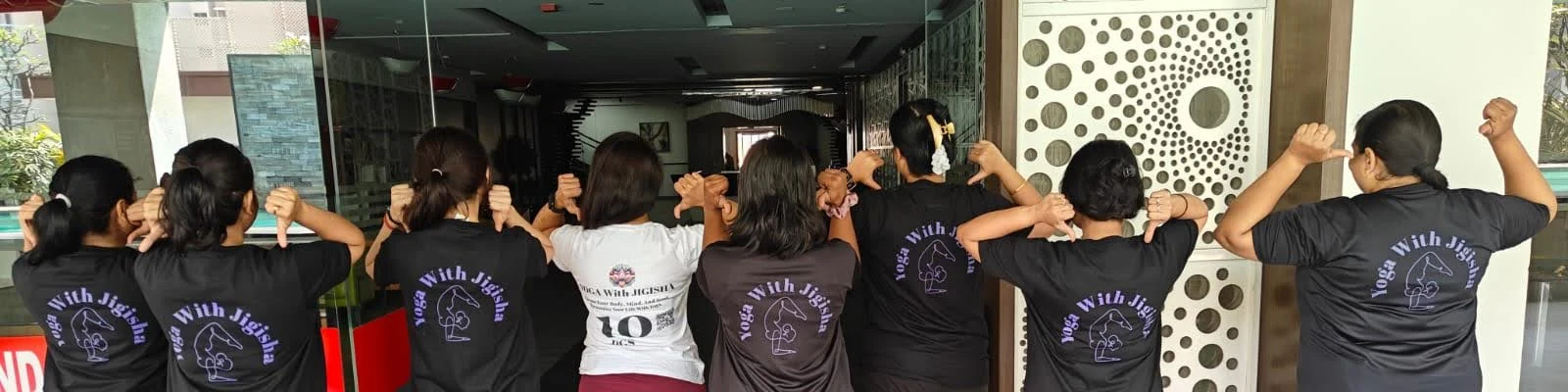 Yoga With Jigisha students proudly showing branded t-shirts - Online and Offline Yoga Classes community Bangalore