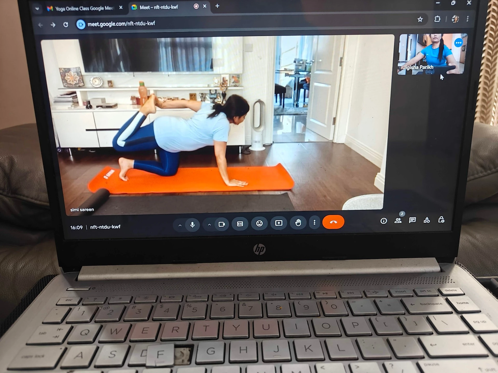 Wheel Yoga Progression - Step-by-step demonstration of wheel pose variations for different skill levels